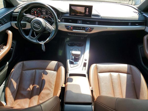 2017 AUDI A4 quattro Premium