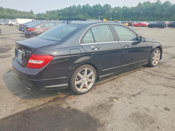 2014 MERCEDES-BENZ C C300 4 MATIC