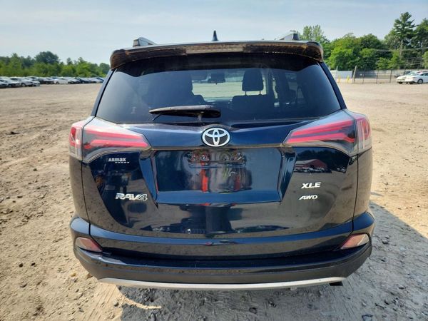 2018 TOYOTA RAV4 Adventure/XLE