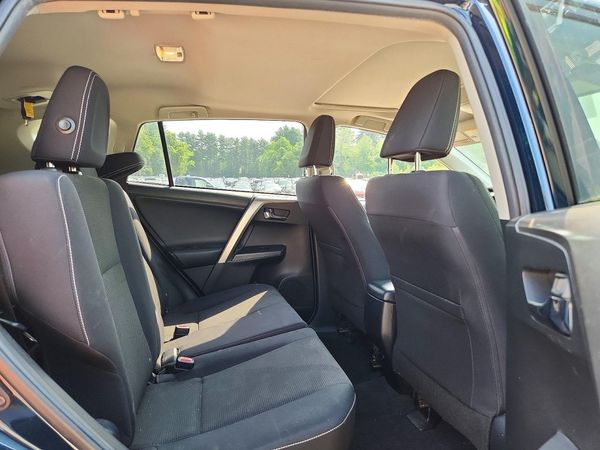 2018 TOYOTA RAV4 Adventure/XLE