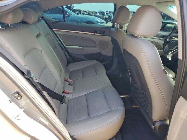 2017 HYUNDAI ELANTRA