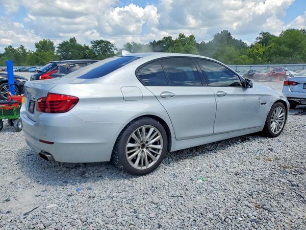 2012 BMW 550