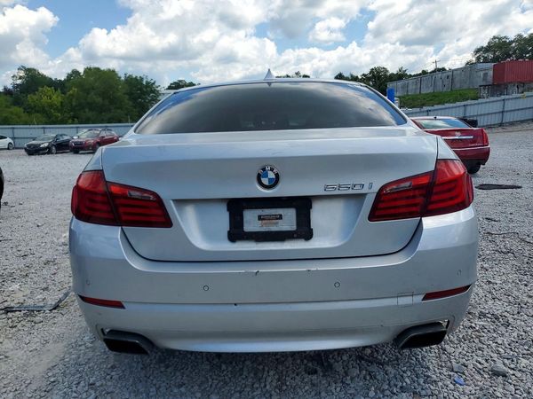 2012 BMW 550