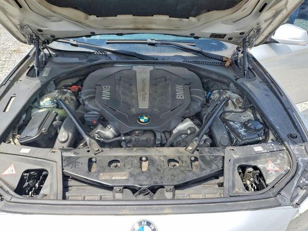2012 BMW 550