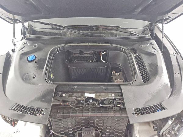 2026 KIA EV9 Light LR — Engine bay