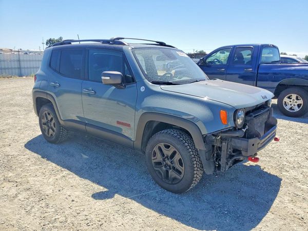 2018 JEEP RENEGADE TRAILHAWK 4X4