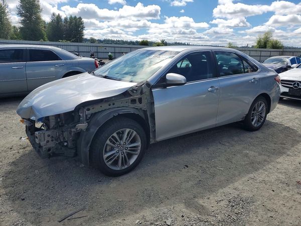 2017 TOYOTA CAMRY