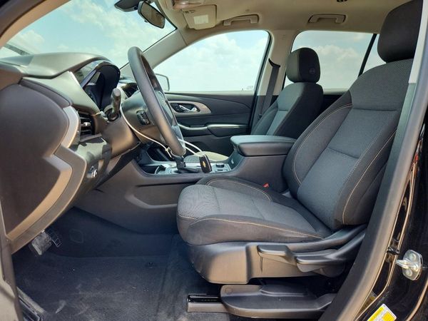 2021 CHEVROLET TRAVERSE LS