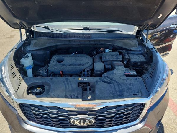 2019 KIA SORENTO L, LX, S