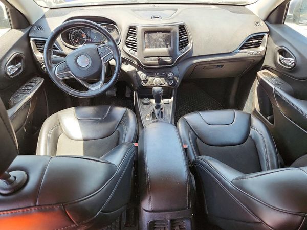 2020 JEEP CHEROKEE LATITUDE PLUS 4X4