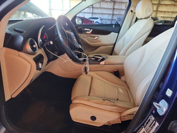 2016 MERCEDES-BENZ GLC GLC300