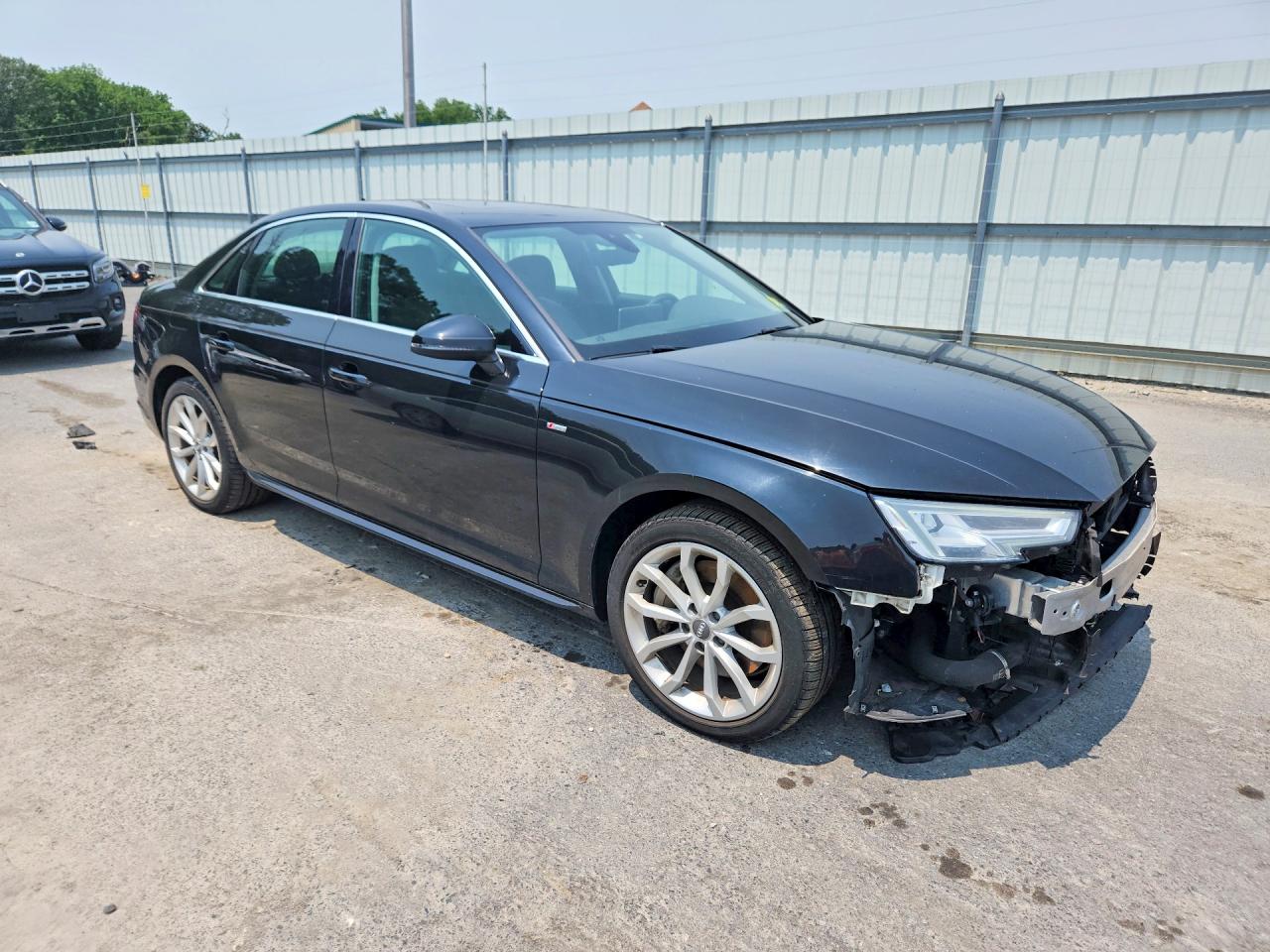 2019 AUDI A4 quattro Premium Plus