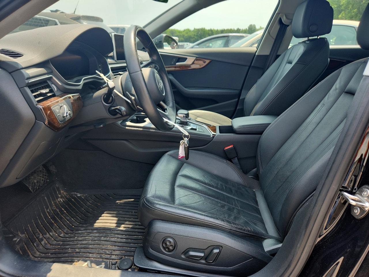 2019 AUDI A4 quattro Premium Plus