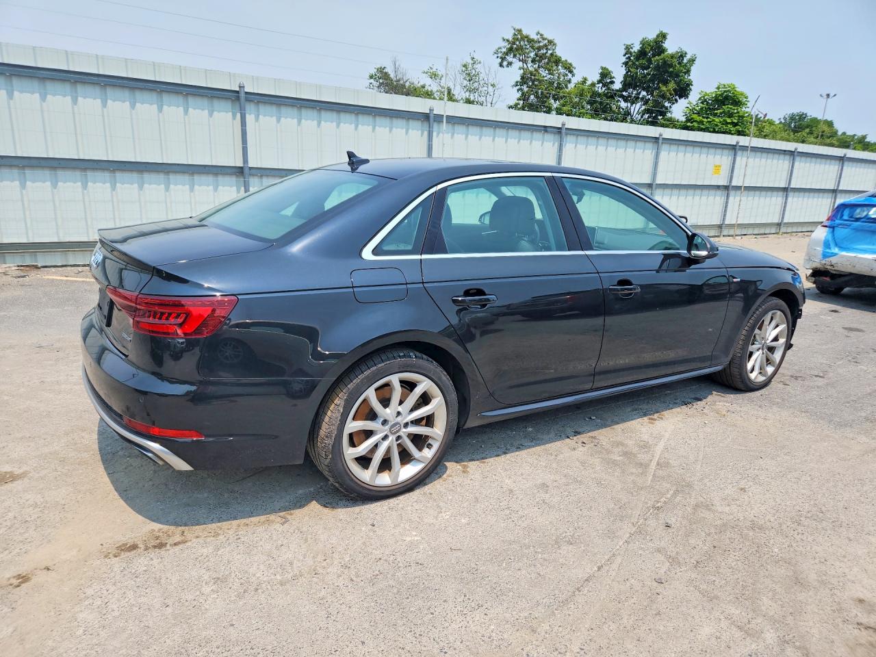 2019 AUDI A4 quattro Premium Plus