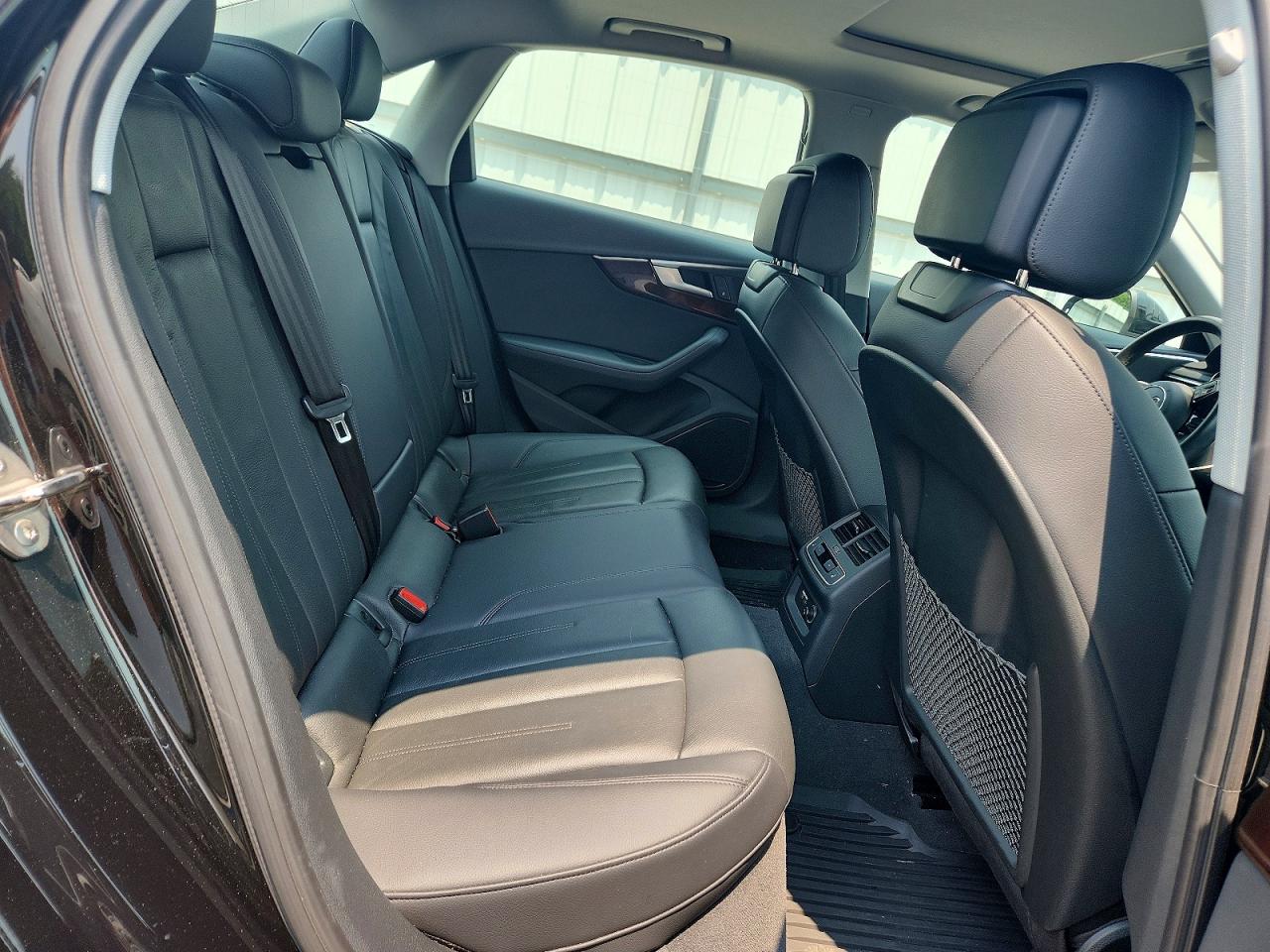 2019 AUDI A4 quattro Premium Plus