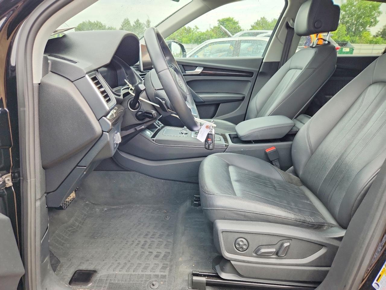 2020 AUDI Q5 quattro Premium Plus