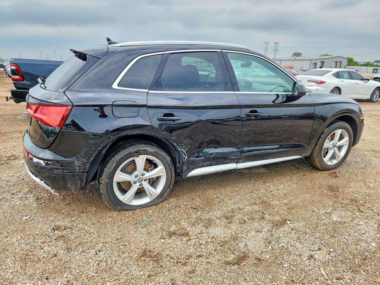 2020 AUDI Q5 quattro Premium Plus