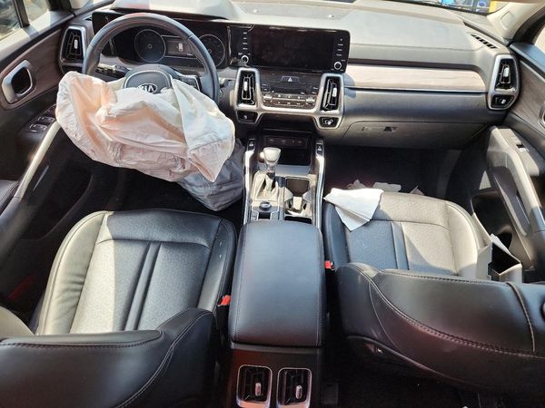 2021 KIA SORENTO