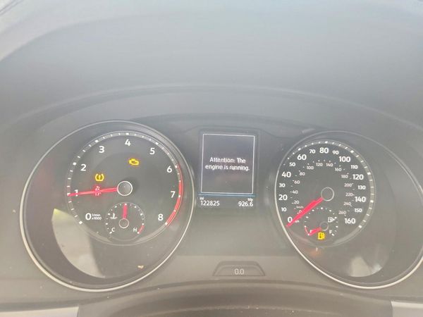 2021 VOLKSWAGEN ATLAS SE w/ Tech