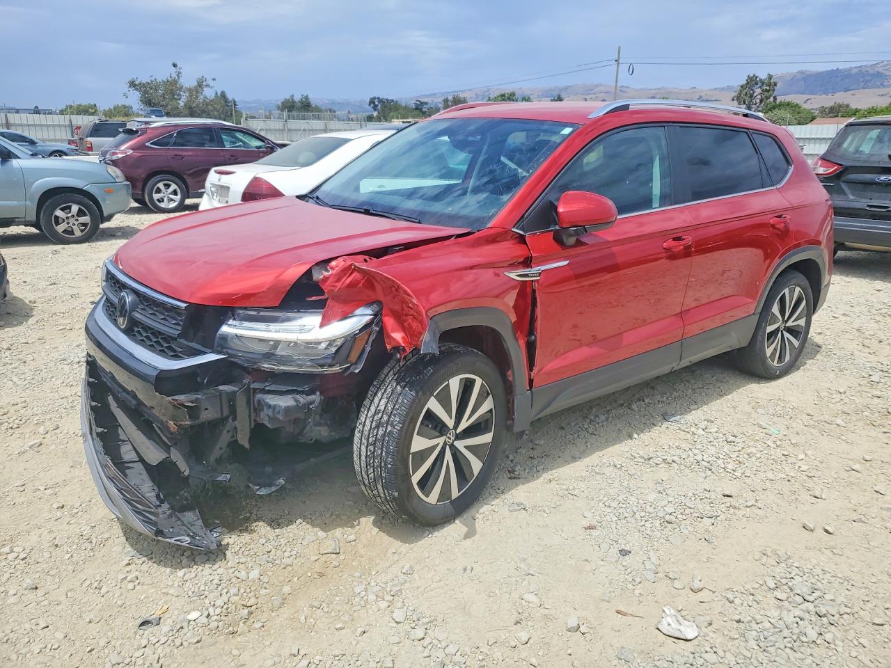 2022 VOLKSWAGEN TAOS 4Motion SE