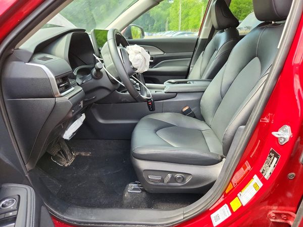 2024 TOYOTA GRAND HIGHLANDER