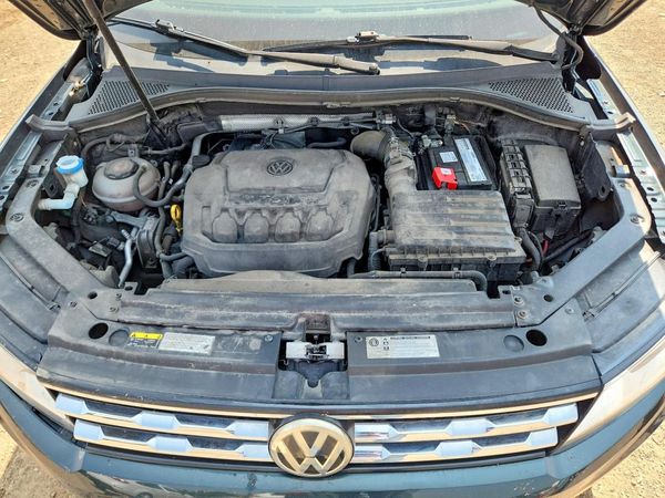 2018 VOLKSWAGEN TIGUAN SE, 4Motion SEL