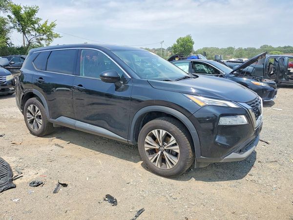2021 NISSAN ROGUE SV — Passenger 3/4