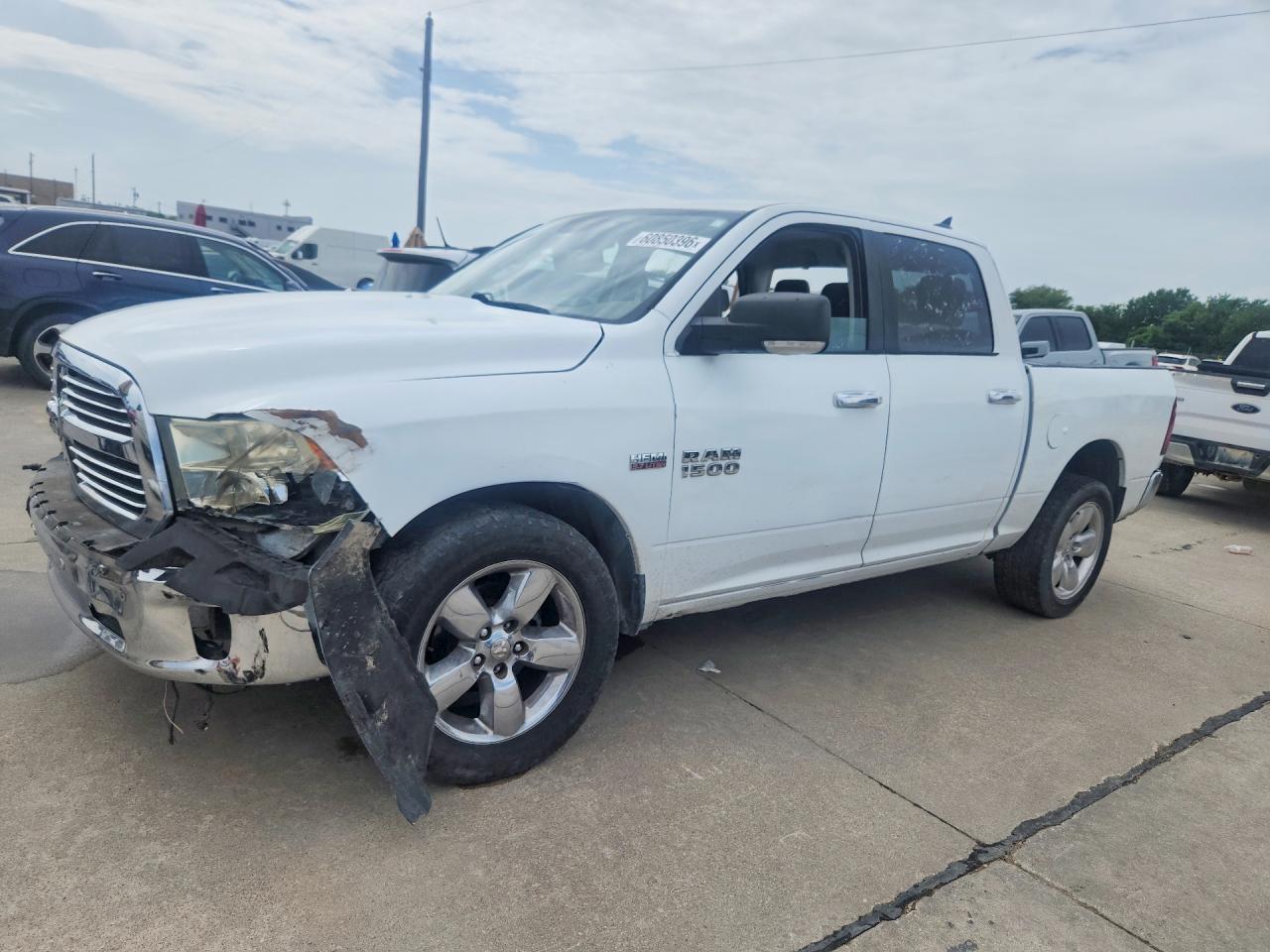 2018 RAM 1500 SLT CREW CAB 4X2