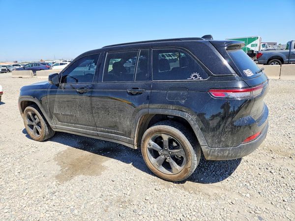 2022 JEEP GRAND CHEROKEE LAREDO 4X4