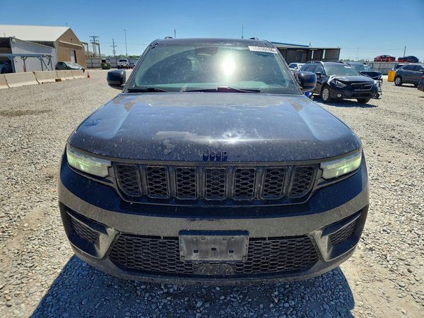 2022 JEEP GRAND CHEROKEE LAREDO 4X4