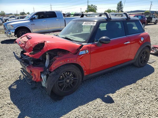 2013 MINI COOPER
