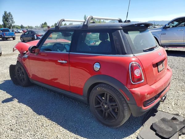 2013 MINI COOPER