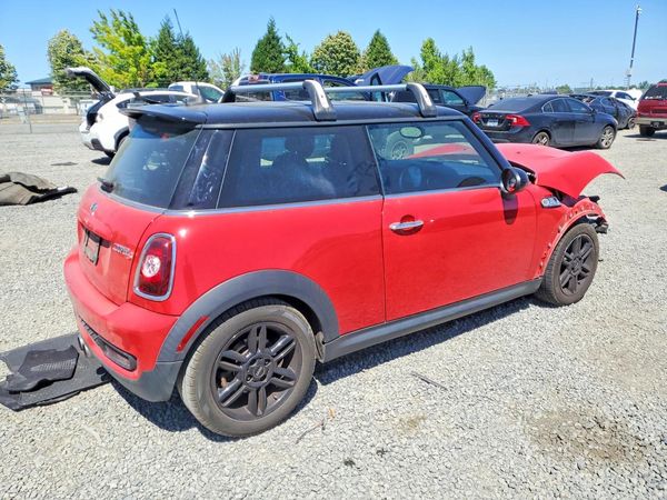 2013 MINI COOPER