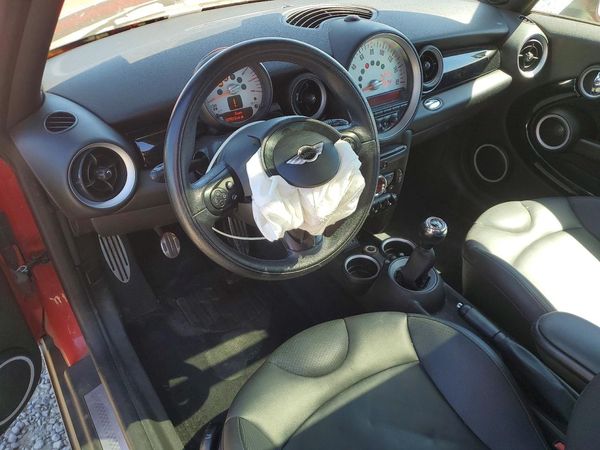2013 MINI COOPER