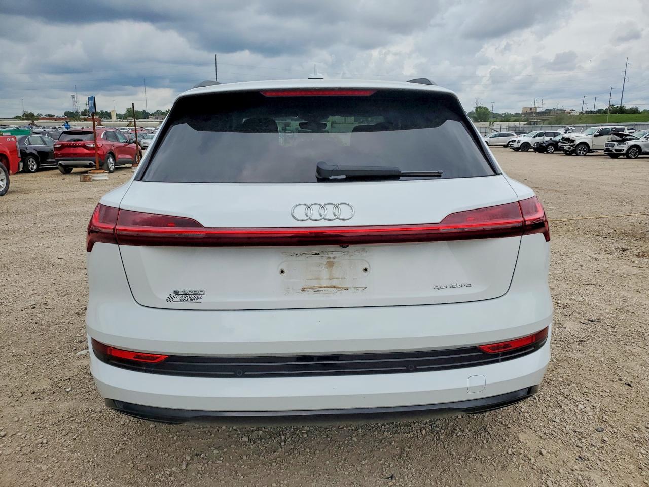 2021 AUDI E-TRON quattro Premium