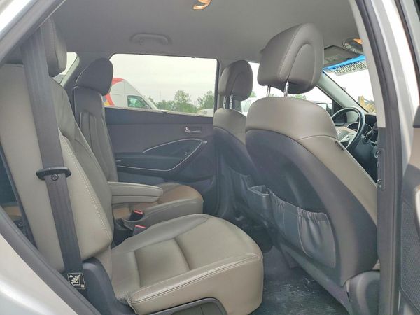 2017 HYUNDAI SANTA FE GLS