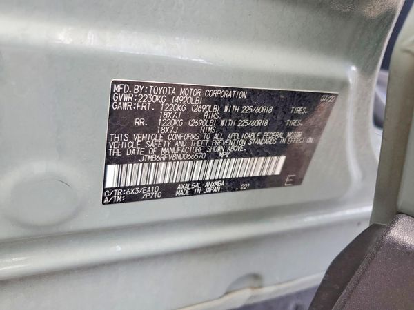 2022 TOYOTA RAV4 XLE Premium