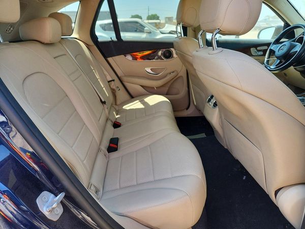 2017 MERCEDES-BENZ GLC GLC300 Base-4M