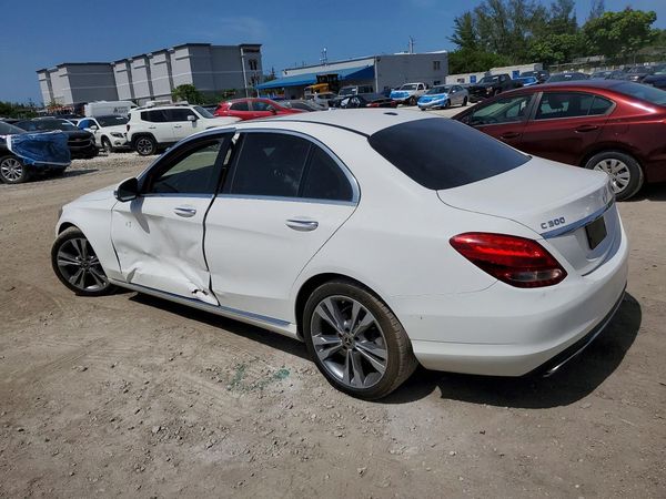 2018 MERCEDES-BENZ C C300