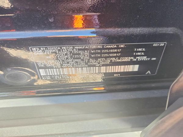 2020 TOYOTA RAV4 LE