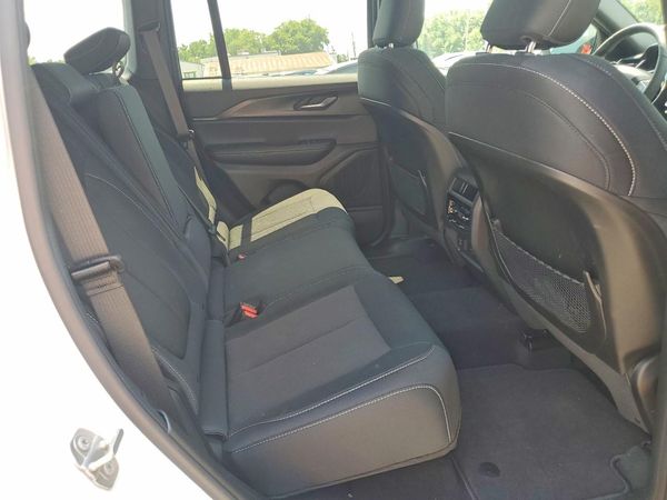 2025 JEEP GRND CHEROKE Laredo, Altitude