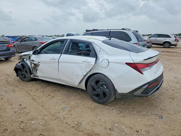 2026 HYUNDAI ELANTRA
