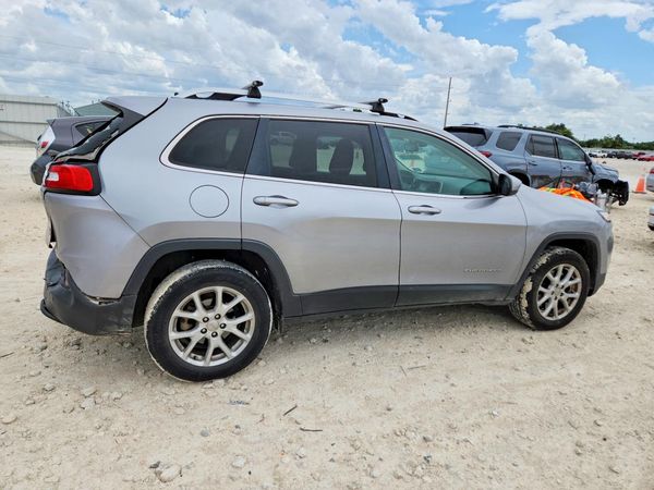 2016 JEEP CHEROKEE LATITUDE FWD