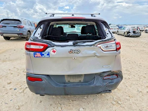 2016 JEEP CHEROKEE LATITUDE FWD