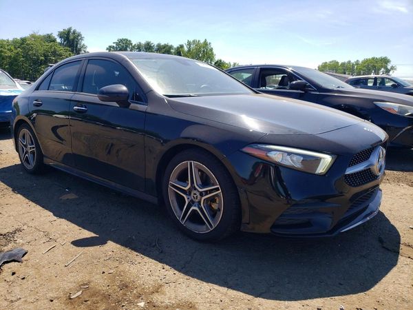 2021 MERCEDES-BENZ A A220-4M