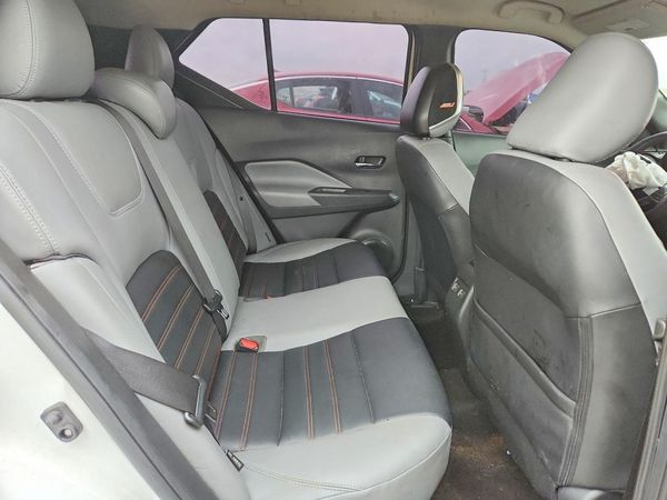 2024 NISSAN KICKS