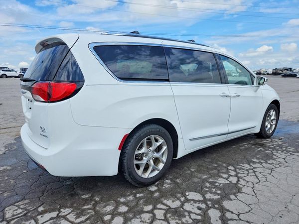 2018 CHRYSLER PACIFICA