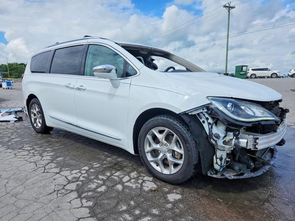 2018 CHRYSLER PACIFICA