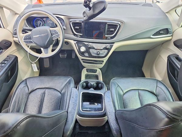 2018 CHRYSLER PACIFICA
