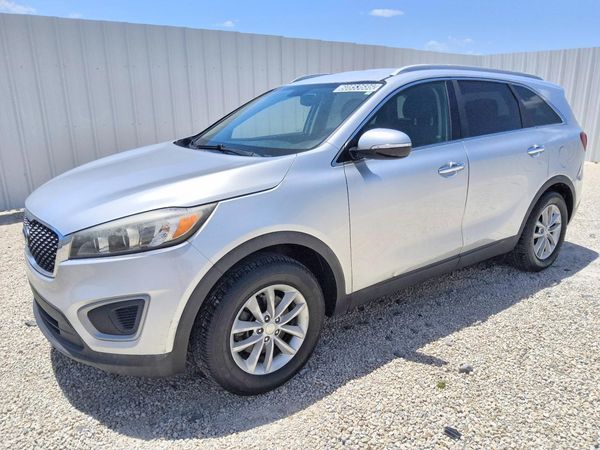 2018 KIA SORENTO L, LX